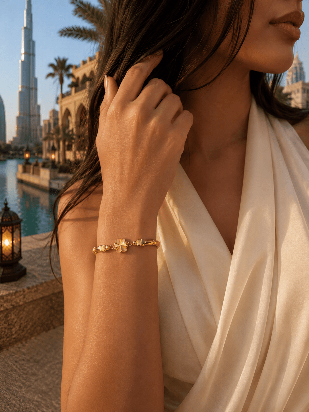 Bracelet Trèfle Précieux en Or 24 Carats – Image 2