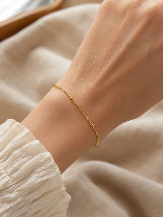 Bracelet Perles d’Or Délicates en Or 18 Carats – Image 2